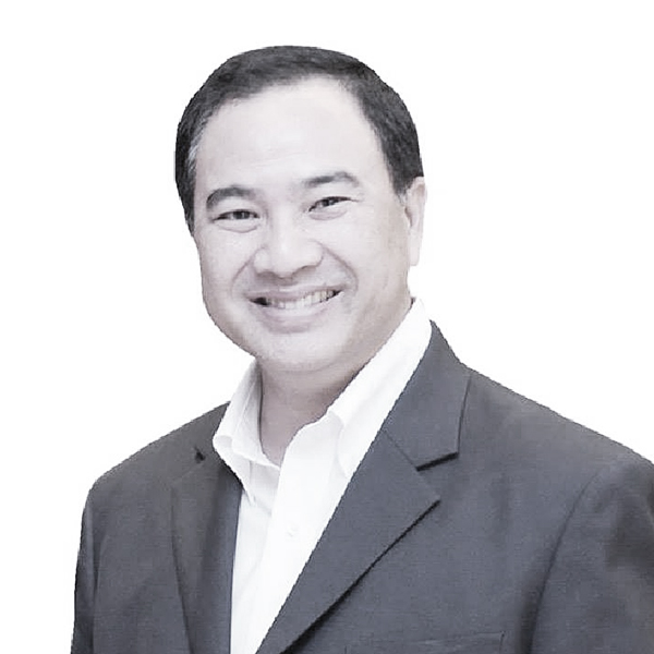 Kalin Sarasin, Chairman, The Thai Chamber of Commerce and Board of Trade of Thailand